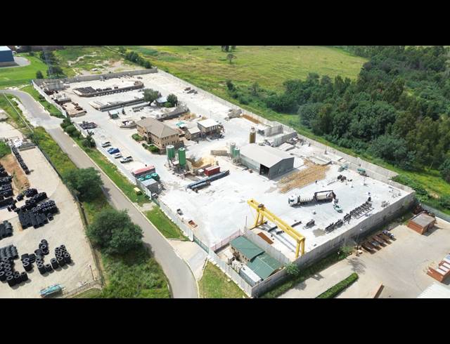 17,061M² INDUSTRIAL YARD FOR SALE IN CHLOORKOP
